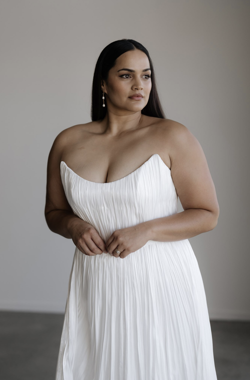 HELIX by HERA [Size 14/16]